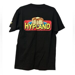 HYPLAND PANCAKE STACK GRAPHIC TEE
